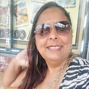 Meet your Posher, Ana josefina